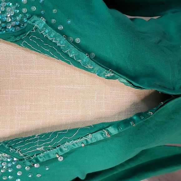 NWT GAP GORGEOUS SWEATER - Picture 5 of 5